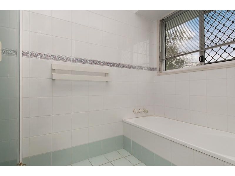 2 Speilberg Street, Mcdowall QLD 4053