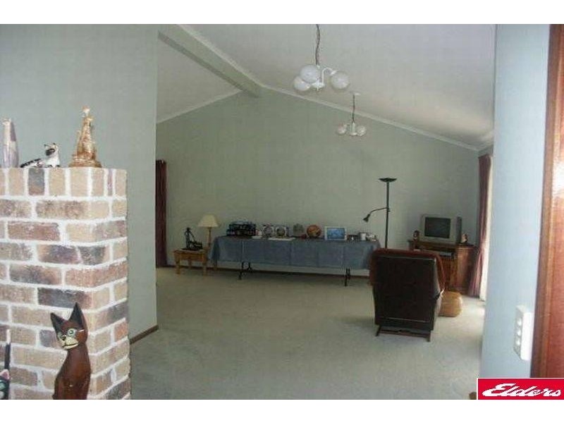 4 Middlemiss Street, Everton Park QLD 4053