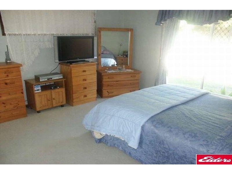 4 Middlemiss Street, Everton Park QLD 4053