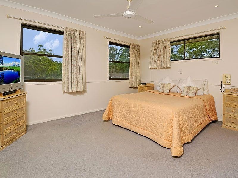 2 Fabray Place, Mcdowall QLD 4053