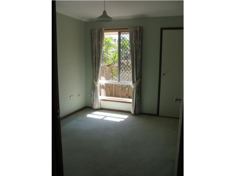 4 Middlemiss Street, Everton Park QLD 4053