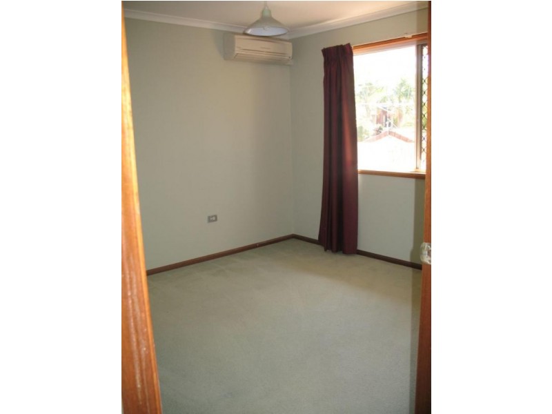 4 Middlemiss Street, Everton Park QLD 4053