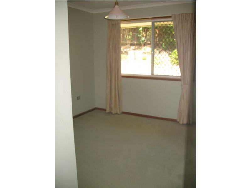 4 Middlemiss Street, Everton Park QLD 4053