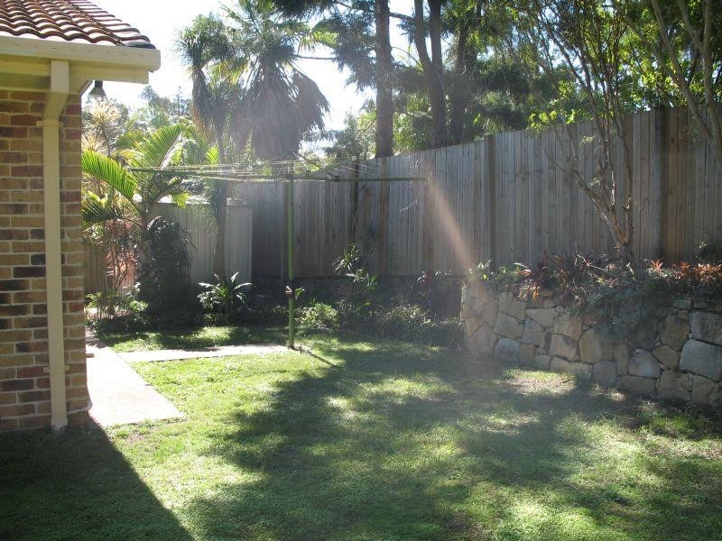 4 Middlemiss Street, Everton Park QLD 4053