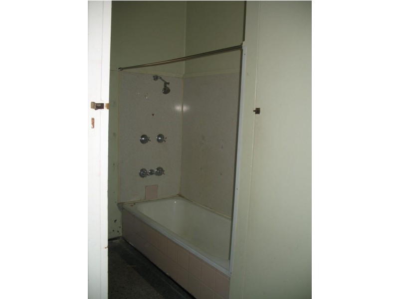 9 Rhodes Street, Stafford QLD 4053