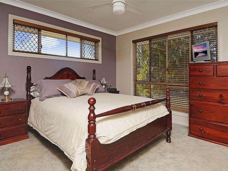 1 Kingfisher Street, Albany Creek QLD 4035