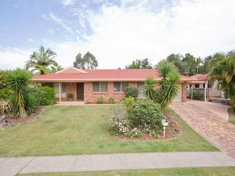 77 Yingally Drive, Ferny Hills QLD 4055