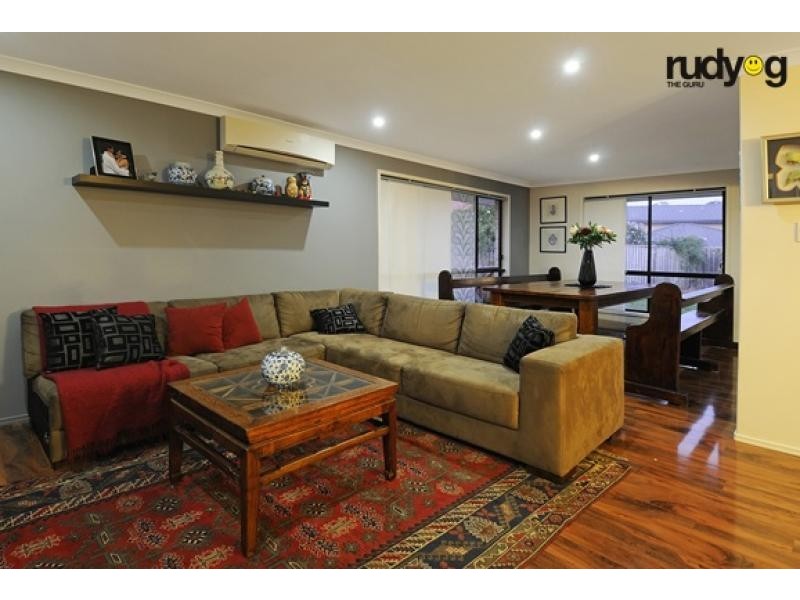 15 Ladbroke Close, Carseldine QLD 4034