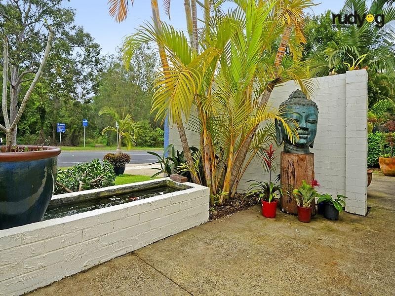 23 Greenford Street, Chapel Hill QLD 4069