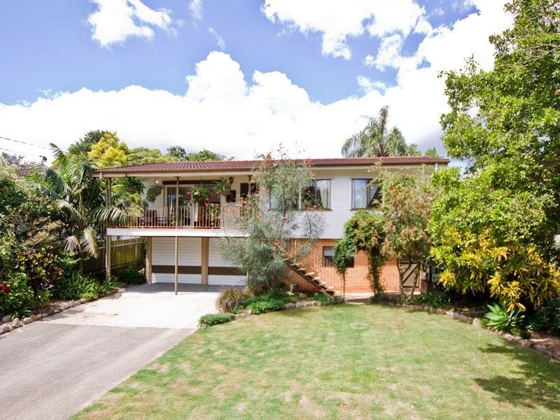 29 Kolora Crescent, Ferny Hills QLD 4055