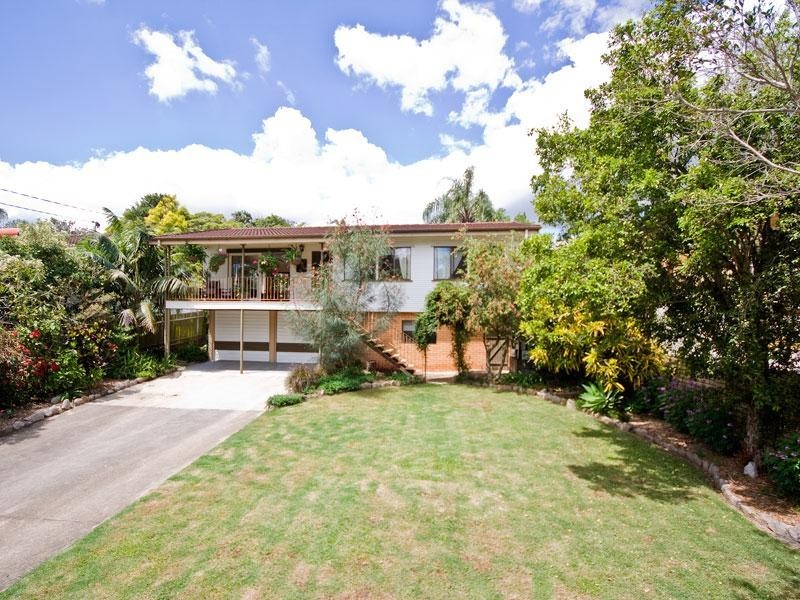29 Kolora Crescent, Ferny Hills QLD 4055
