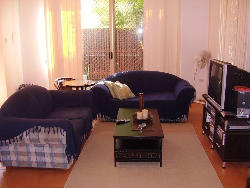 2/246 Pickering Street, Enoggera QLD 4051