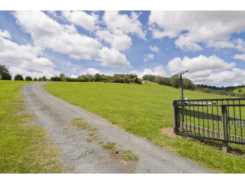 4 Sajla Court, Mount Samson QLD 4520