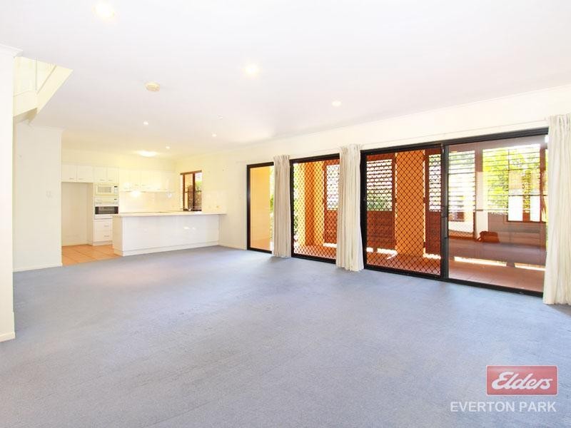 Unit 2/80 Ascog Terrace, Toowong QLD 4066