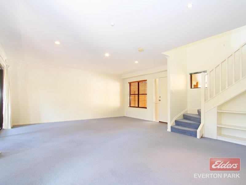 Unit 2/80 Ascog Terrace, Toowong QLD 4066