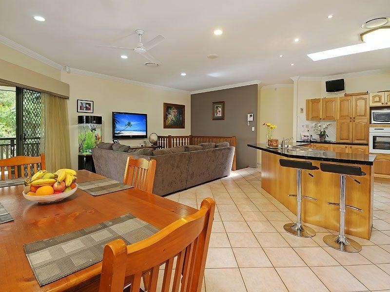 12 Fiddlewood Place, Bridgeman Downs QLD 4035