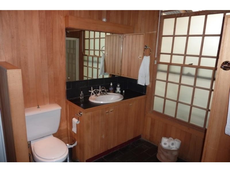 17 Fullerton St, Red Hill QLD 4059