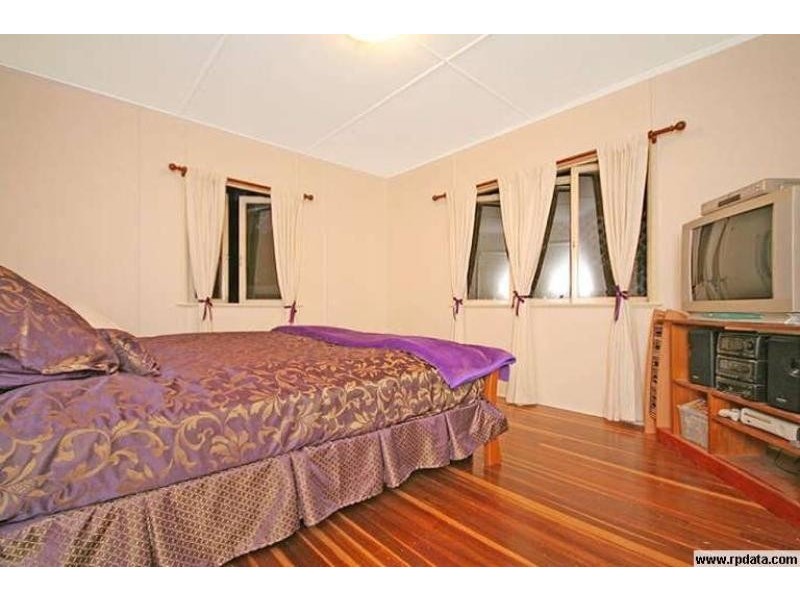 31 Leach Street, Everton Park QLD 4053