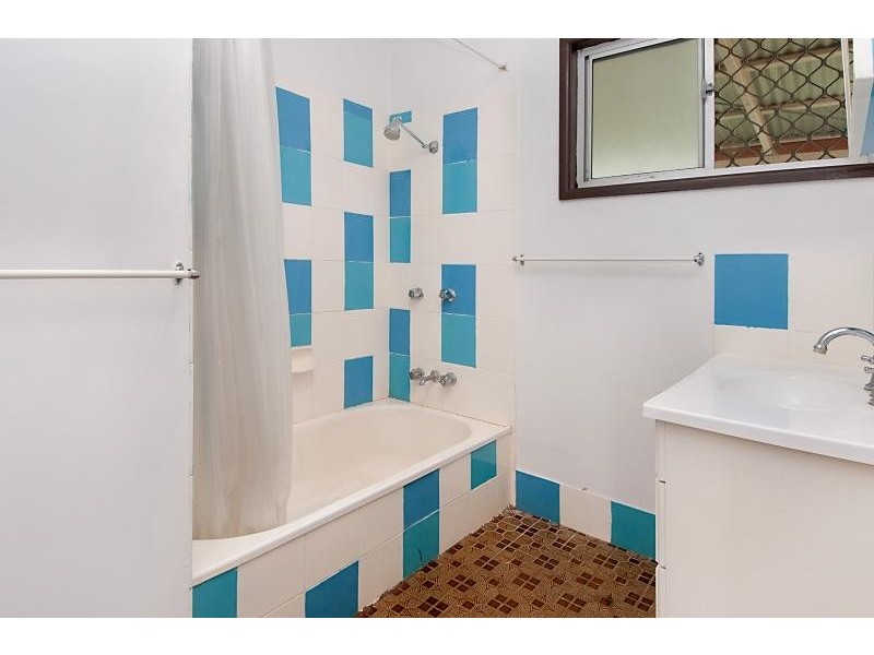 11 Venetia Street, Stafford Heights QLD 4053