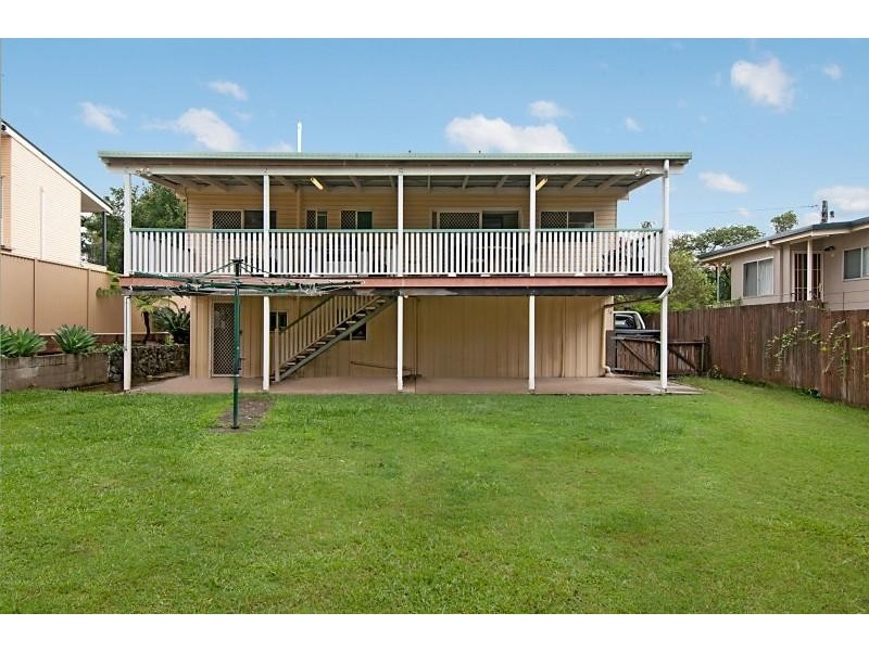 11 Venetia Street, Stafford Heights QLD 4053