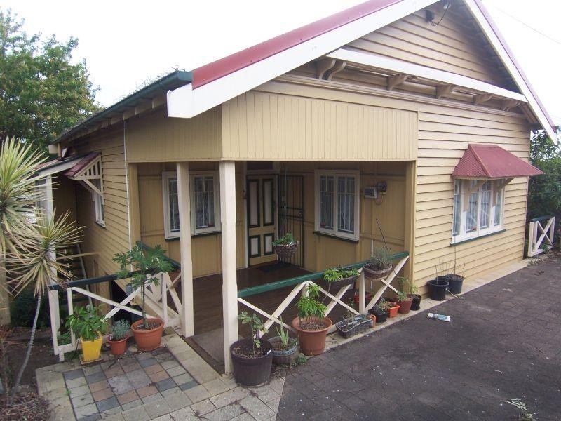 12 Coopers Camp Road, Bardon QLD 4065