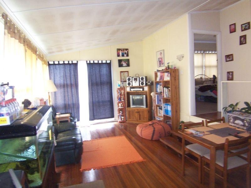 54 Webb Street, Stafford Heights QLD 4053