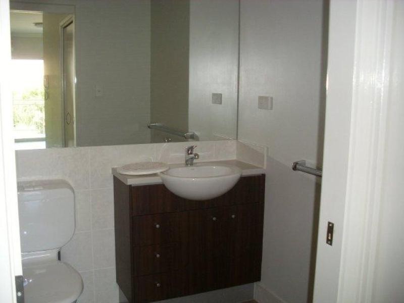 Unit 8/16 Trackson Street, Alderley QLD 4051