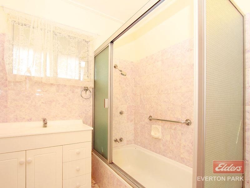 2 Griffin Street, Everton Park QLD 4053