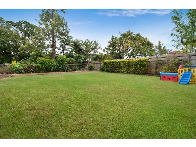 7 Heston Street, Stafford Heights QLD 4053