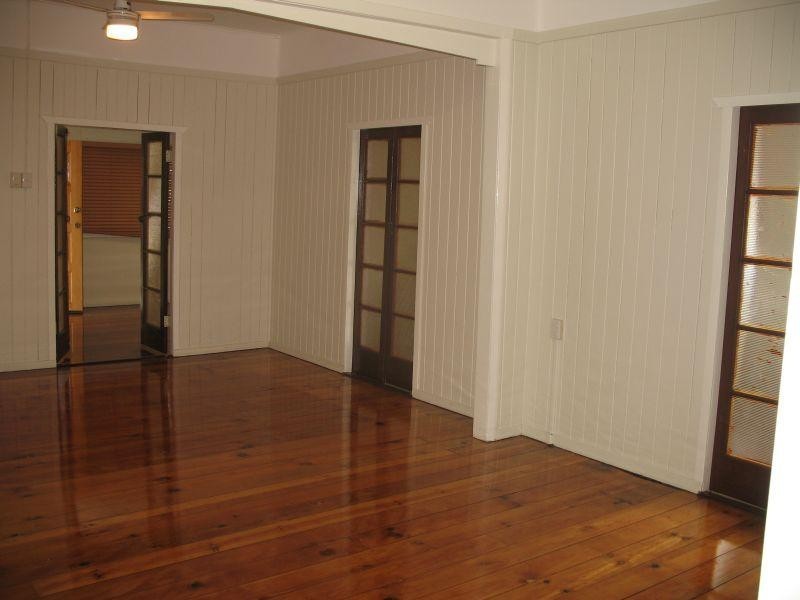 32 Camden Street, Albion QLD 4010