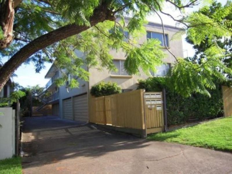 2/56 Goulburn Street, Gordon Park QLD 4031