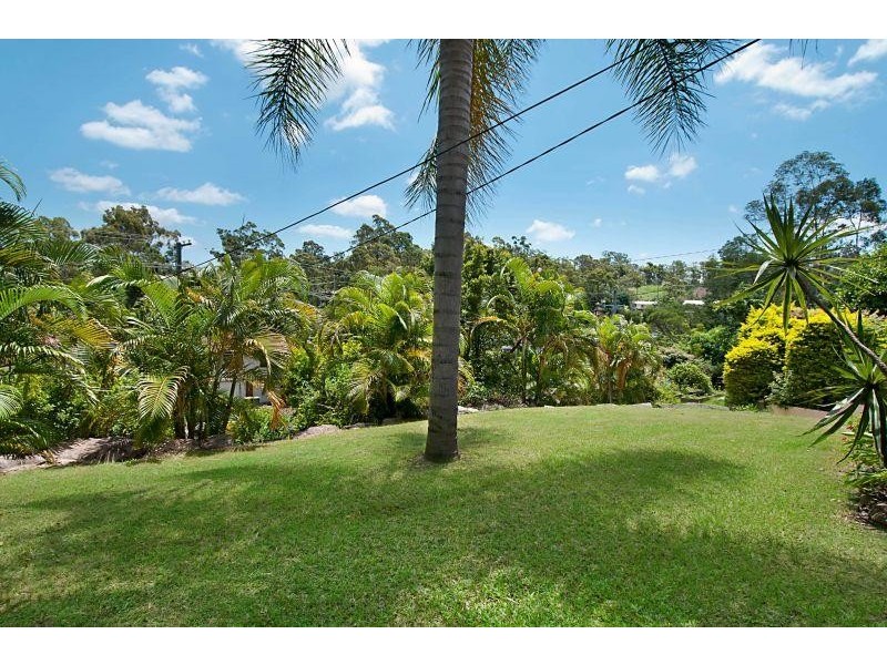 24 Teenan Street, Ferny Hills QLD 4055