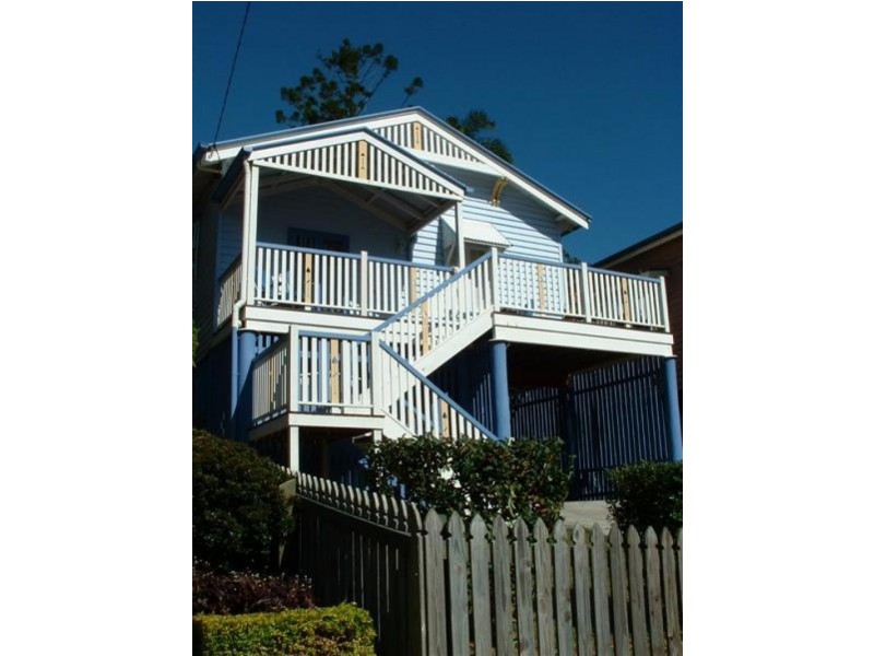 113 Empress Terrace, Bardon QLD 4065