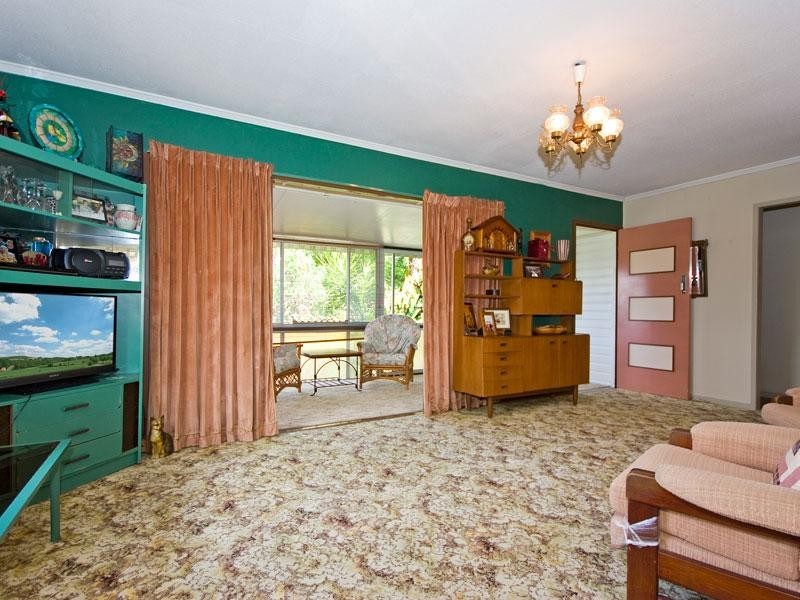 74 Patricks Road, Arana Hills QLD 4054