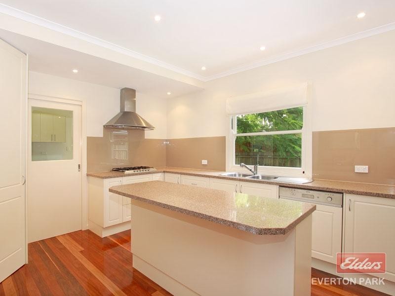 64 Ellerdale Street, Aspley QLD 4034