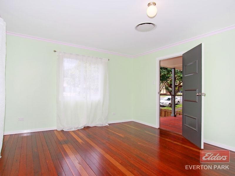 64 Ellerdale Street, Aspley QLD 4034