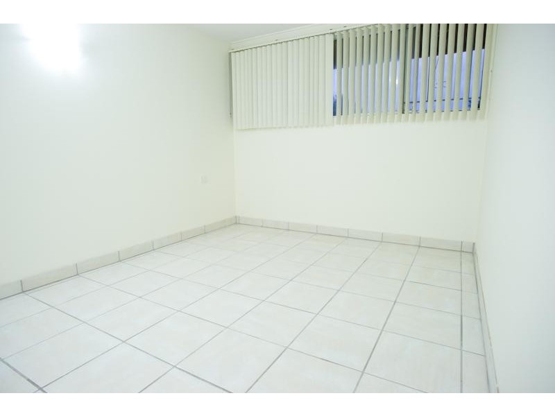 Unit 9/40 Prince Edward Parade, Redcliffe QLD 4020