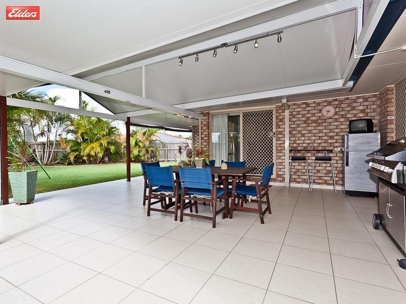15 Dundee Place, Upper Kedron QLD 4055