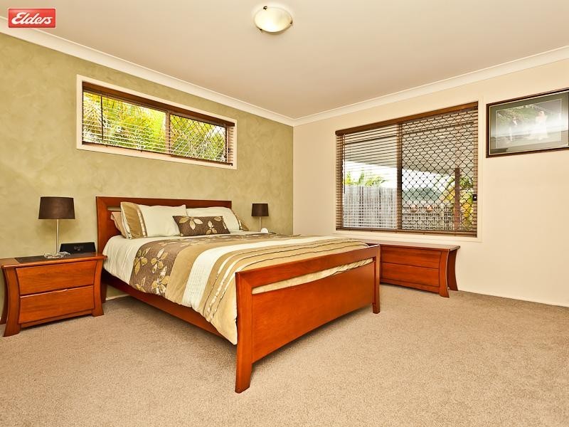 15 Dundee Place, Upper Kedron QLD 4055