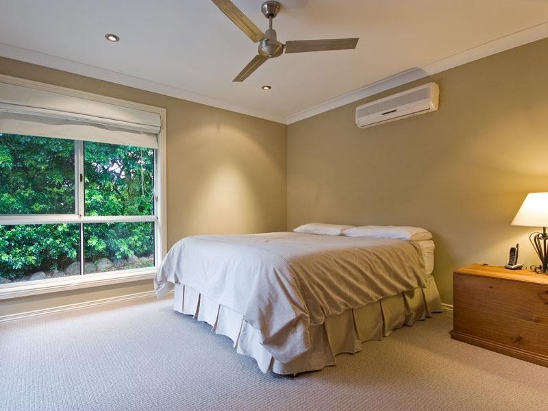 1 Ironwood Court, Arana Hills QLD 4054