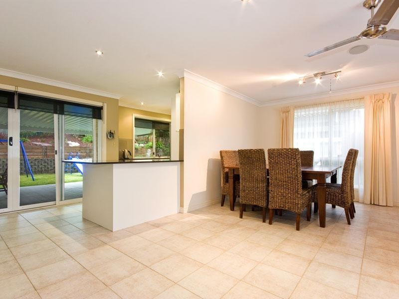 1 Ironwood Court, Arana Hills QLD 4054