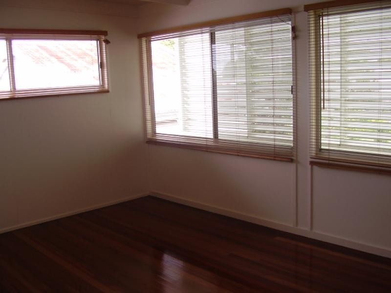 15 Arundal Street,, Brighton QLD 4017