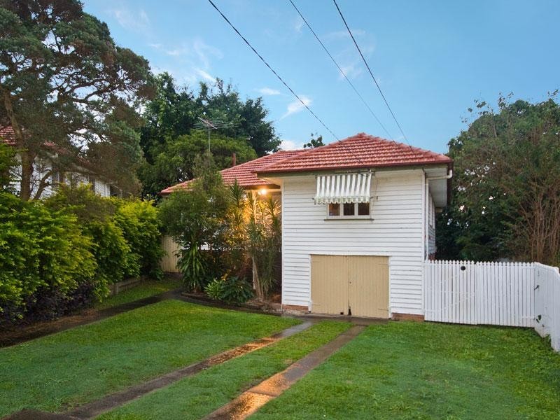 3 Benfield Street, Mitchelton QLD 4053