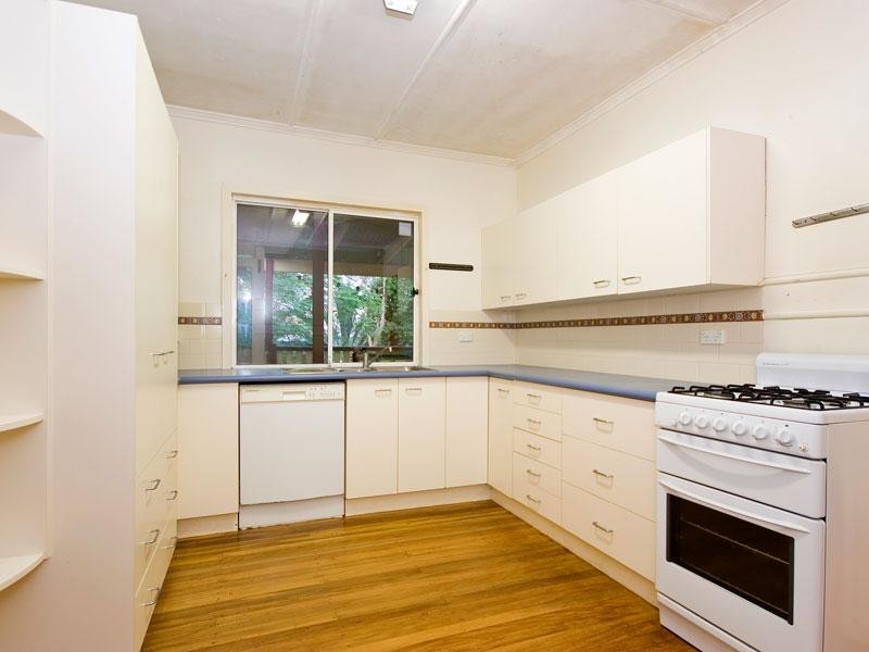 3 Benfield Street, Mitchelton QLD 4053