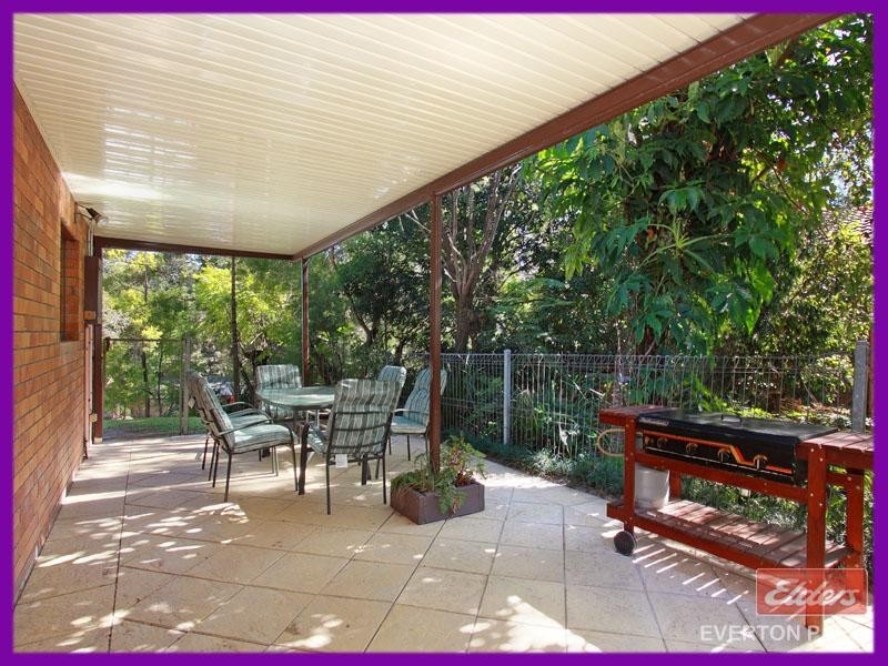 4 Cayley Street, Everton Park QLD 4053