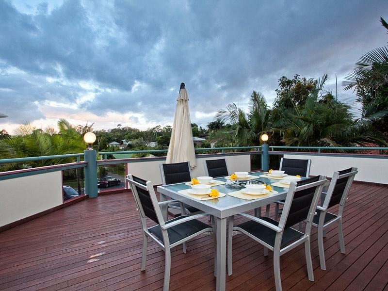 38 Deerdale Street, Stafford Heights QLD 4053