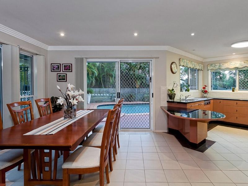 38 Deerdale Street, Stafford Heights QLD 4053