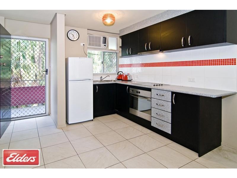 Unit 13/256 Kingsford Smith Drive, Hamilton QLD 4007