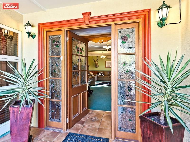 9 Windemere Avenue, Morningside QLD 4170