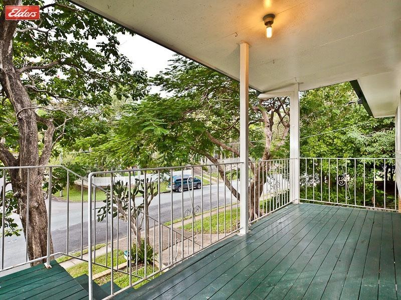 25 Tarnook Drive, Ferny Hills QLD 4055